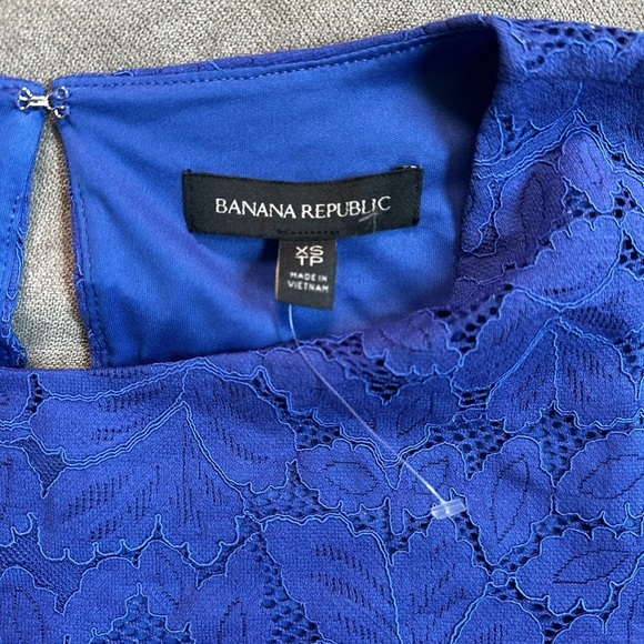 Banana Republic Cobalt Lace Top - Picture 2 of 11